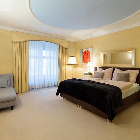 Apartment Sonnenfelsgasse Виена Екстериор снимка