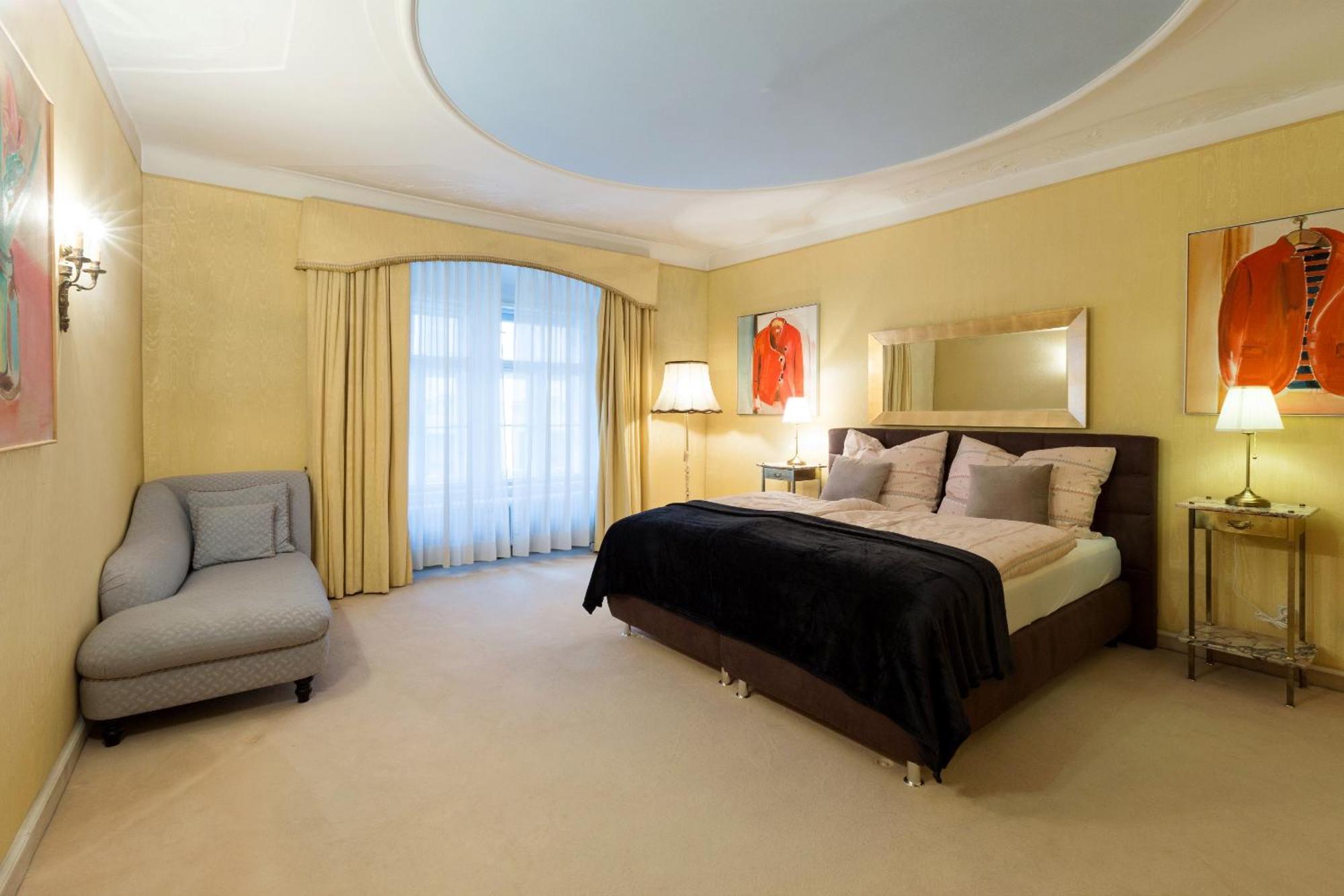 Apartment Sonnenfelsgasse Виена Екстериор снимка