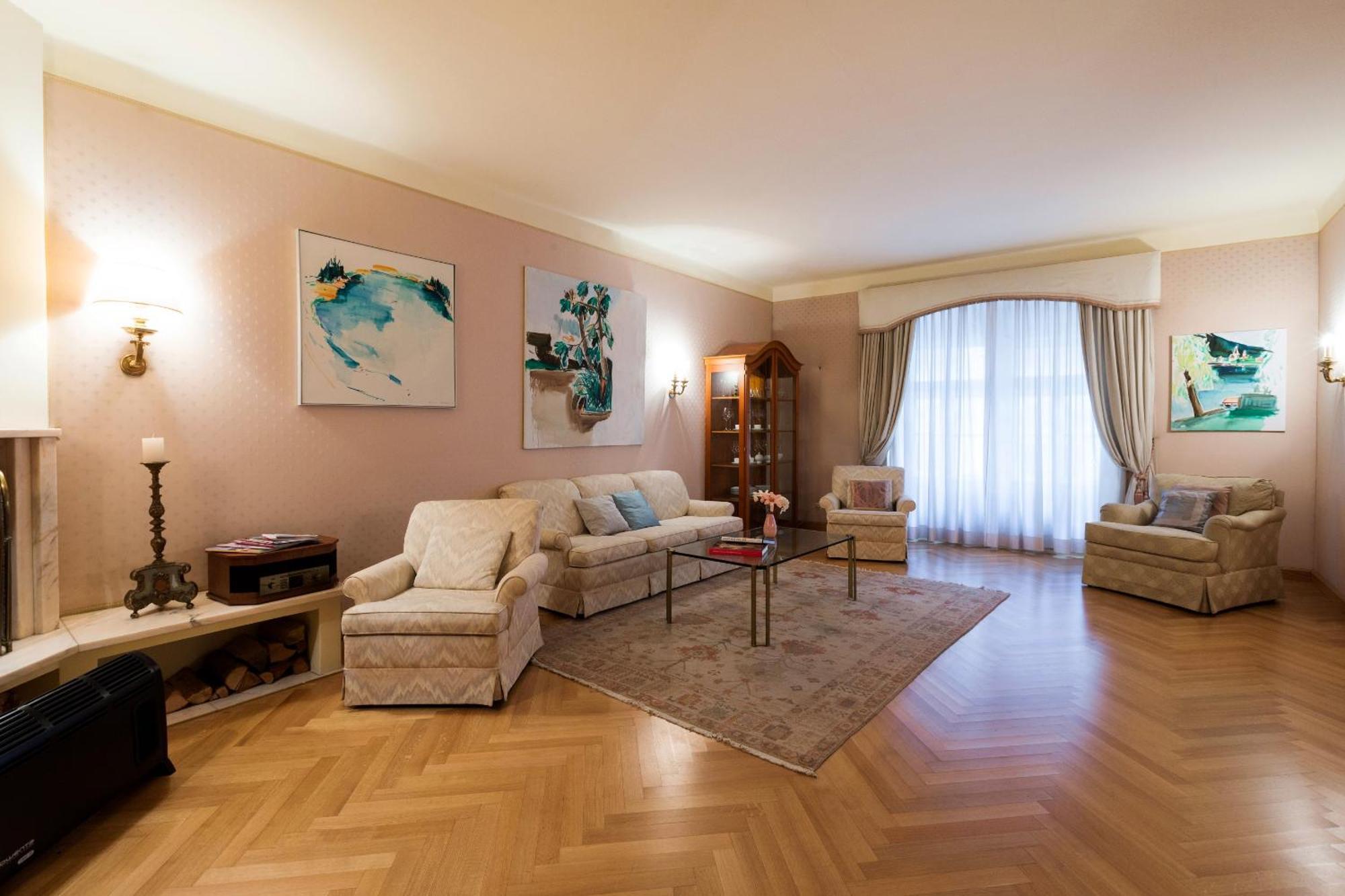Apartment Sonnenfelsgasse Виена Екстериор снимка