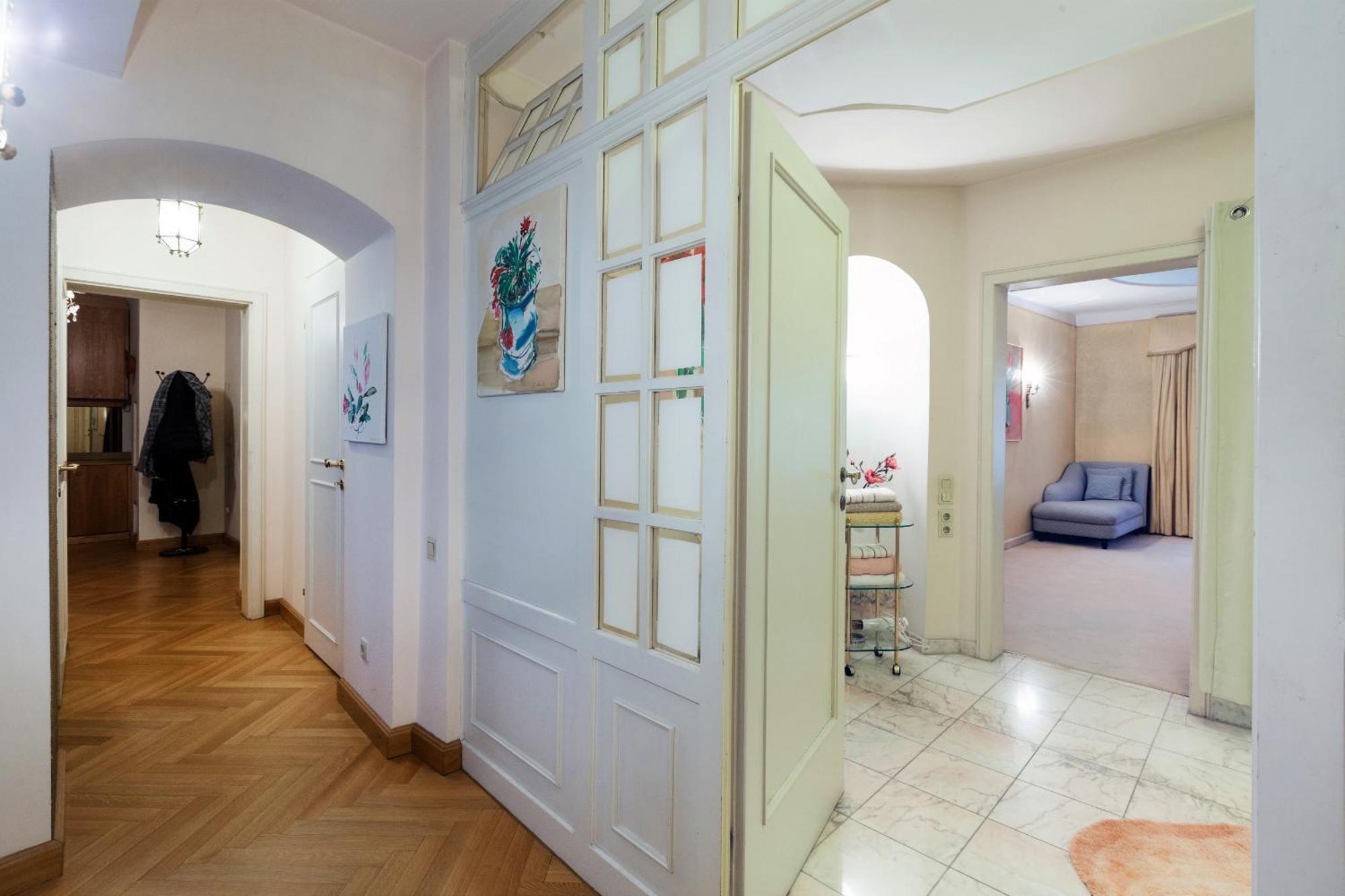 Apartment Sonnenfelsgasse Виена Екстериор снимка