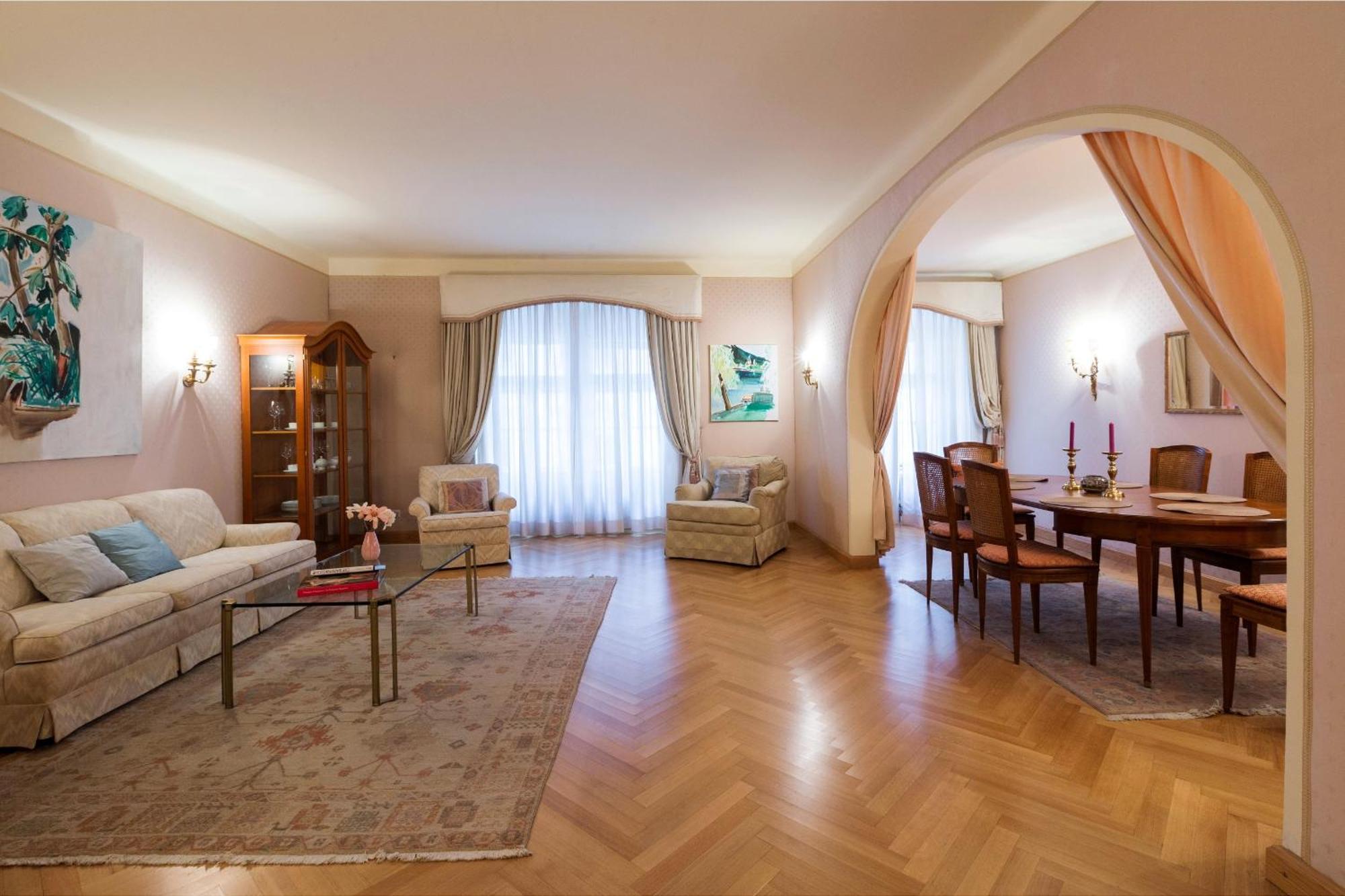 Apartment Sonnenfelsgasse Виена Екстериор снимка