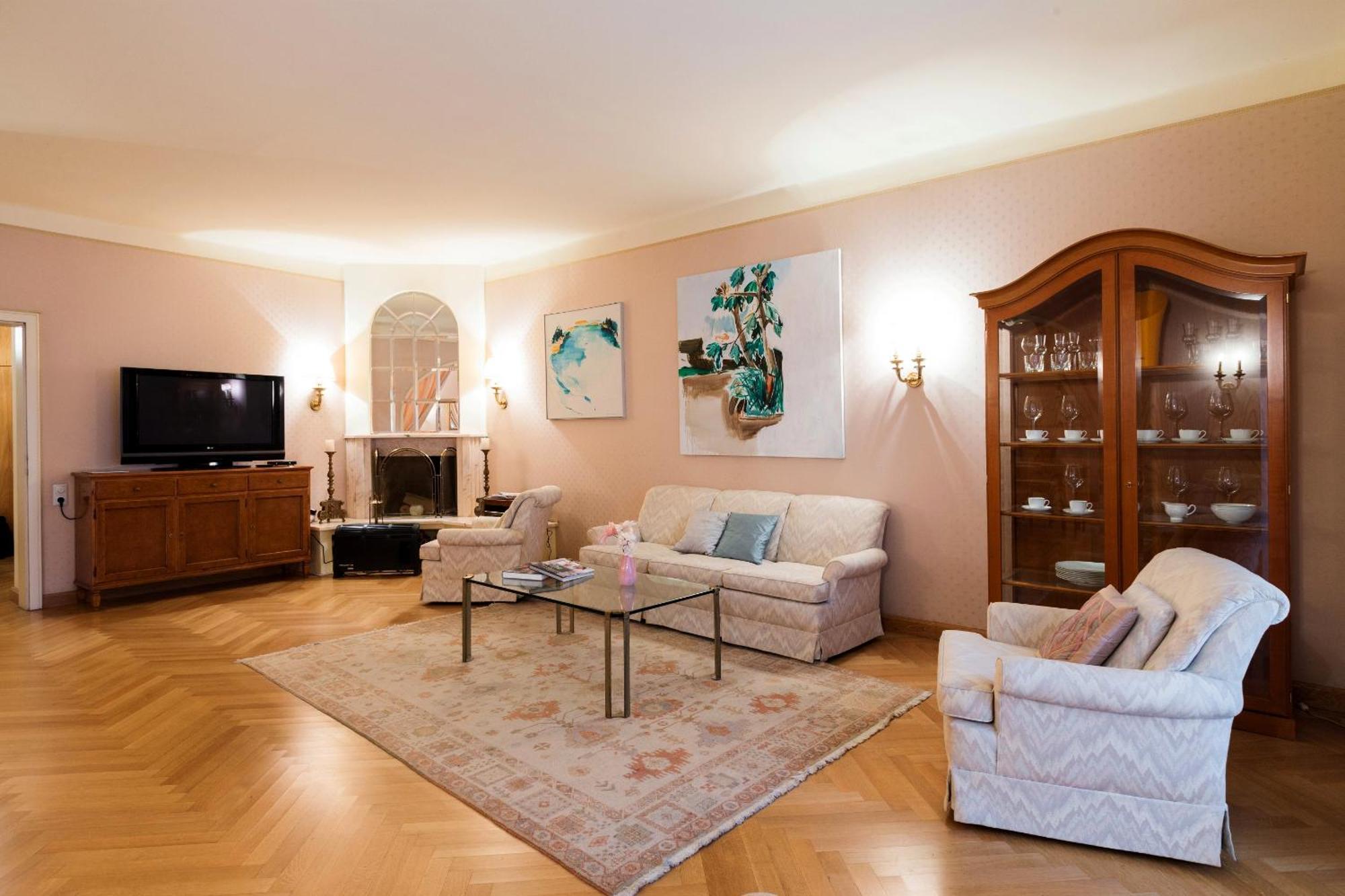 Apartment Sonnenfelsgasse Виена Екстериор снимка