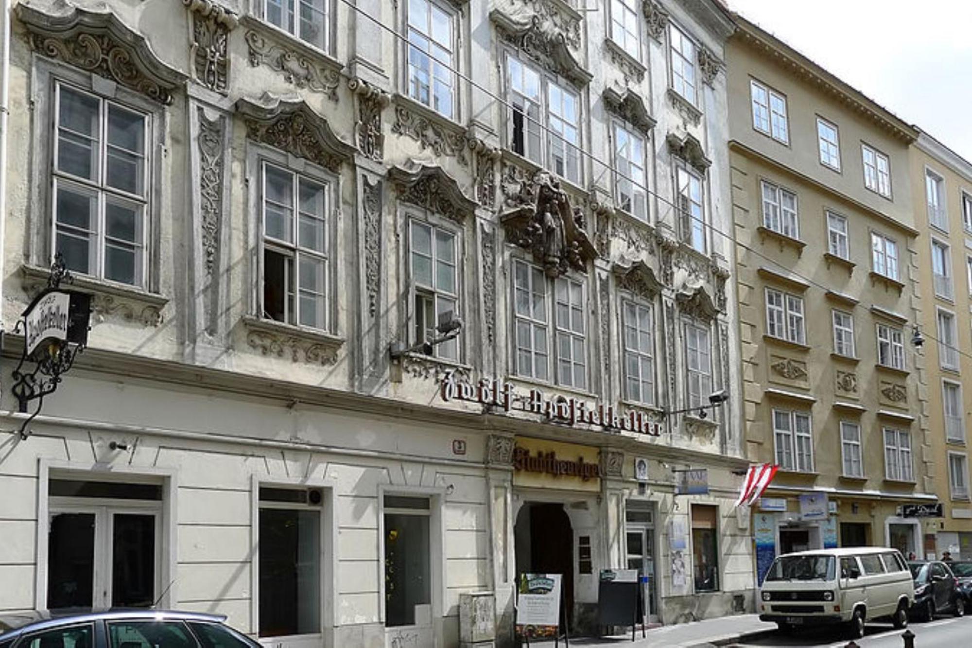 Apartment Sonnenfelsgasse Виена Екстериор снимка